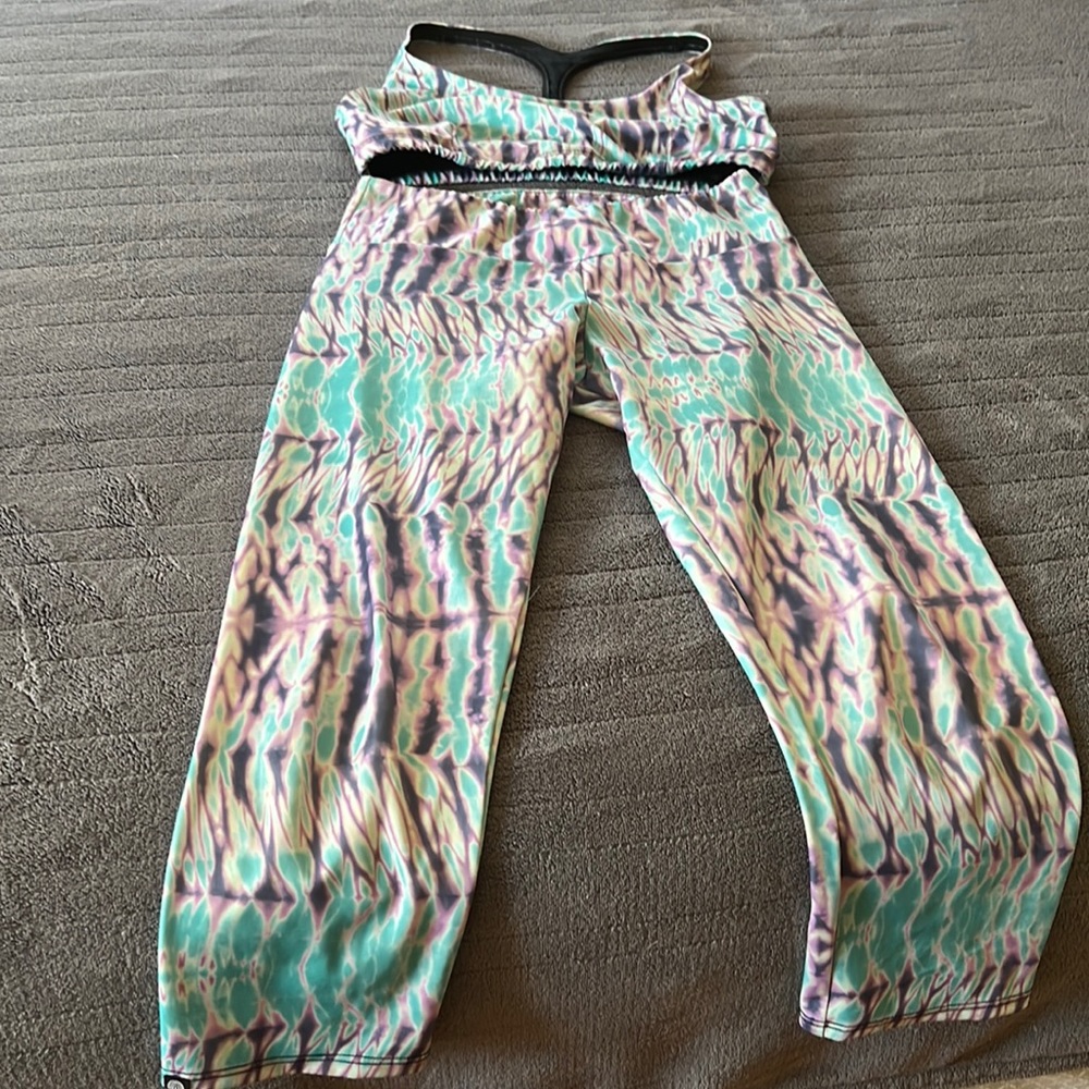 Top and capri bottom Onzie